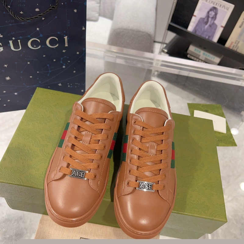 G*u*i casual shoes